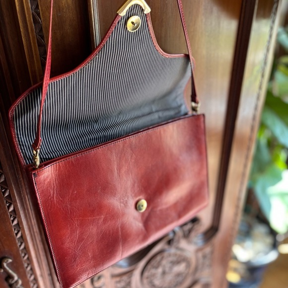 Vintage BareTraps Red Leather Purse Handbag, Small - Picture 5 of 9
